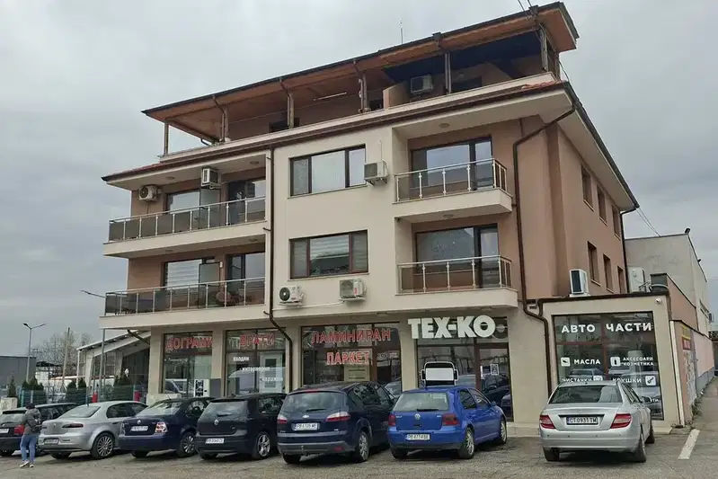 Shop in Oblast Plovdiv, Karlovo
