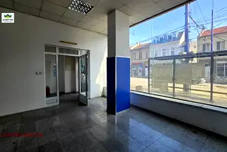 Магазин в Пазарджик, Център