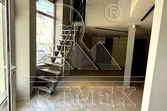 Магазин в Пловдив, Кършияка