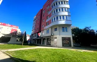 Магазин в Русе, Център