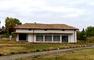 Магазин в Добрич, с. Царевец