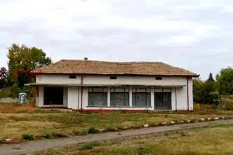 Магазин в Добрич, с. Царевец