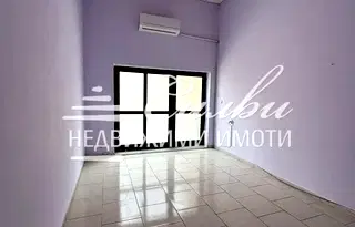 Магазин в Шумен, Център