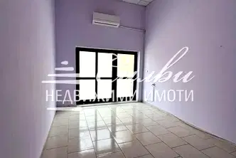 Магазин в Шумен, Център
