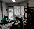 Снимка 2 — Магазин в София, Белите брези