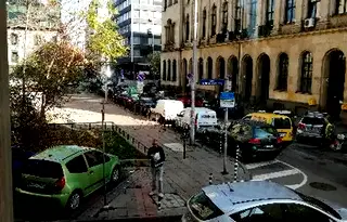 Магазин в София, Център