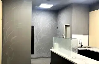 Магазин в София, Център