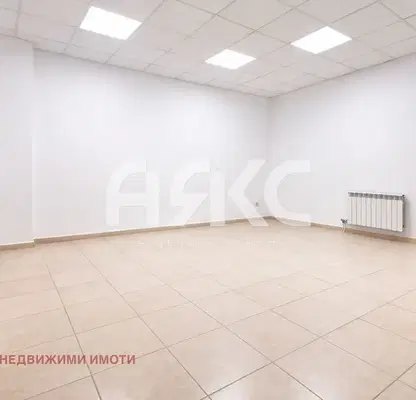 Снимка 2 — Магазин в София, Иван Вазов