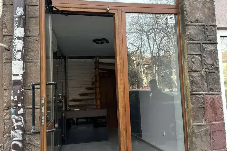 Shop in Sofiya, Oborishte