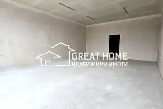 Магазин в Търговище, Център
