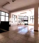 Магазин във Варна, Център