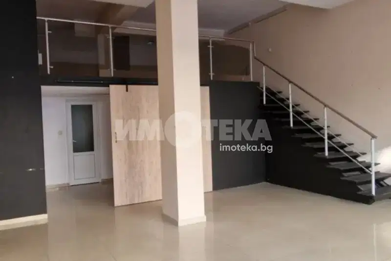 Магазин във Варна, ЖП Гара