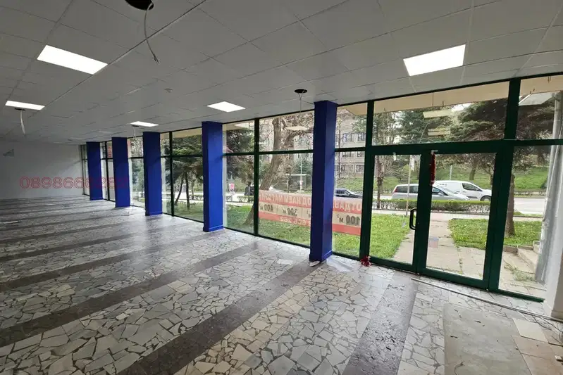 Shop in Veliko Tyrnovo, Centyr