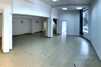Магазин във Велико Търново, Център