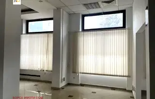 Магазин във Враца, Център