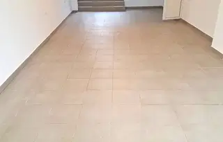Магазин във Враца, Център