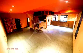 Заведение в Пловдив, Христо Смирненски