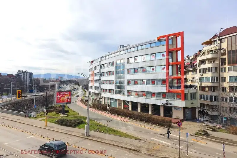 Venue in Sofia, Centyr