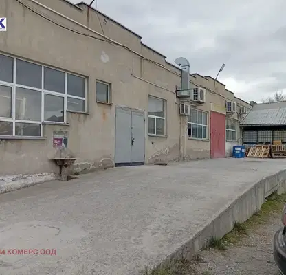 Photo 3 — Warehouse in област София, Bojurishte