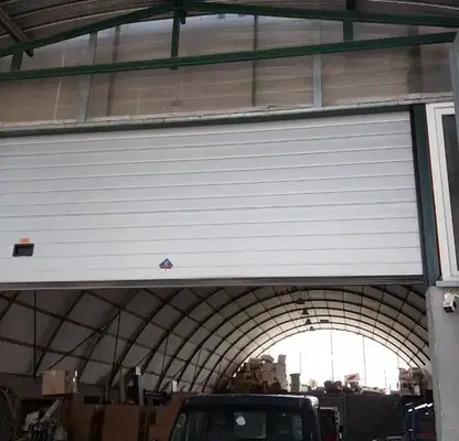 Photo 3 — Warehouse in област София, Kostinbrod