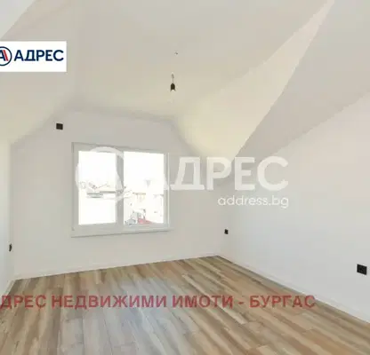 Photo 3 — 3-bedroom apartment in Burgas, Centyr