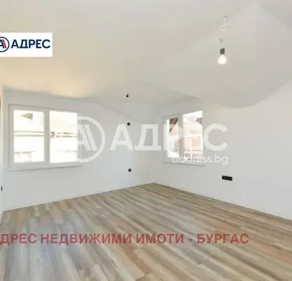 Photo 5 — 3-bedroom apartment in Burgas, Centyr