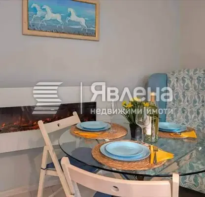 Снимка 2 — Двустаен апартамент с две тераси в Лазур, Бургас