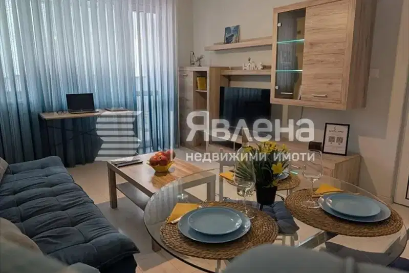 apartment in Burgas, Lazur