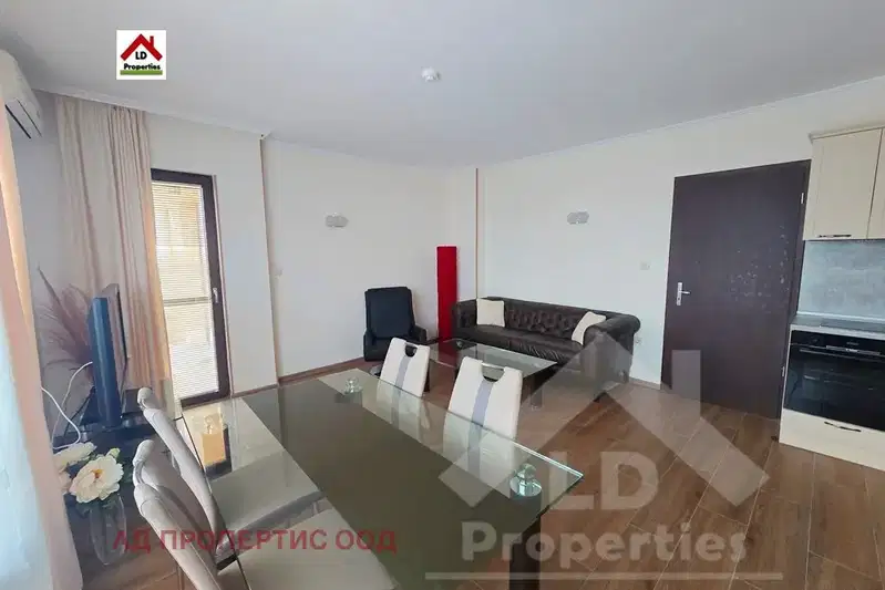 apartment in Zlatni Pyasyci