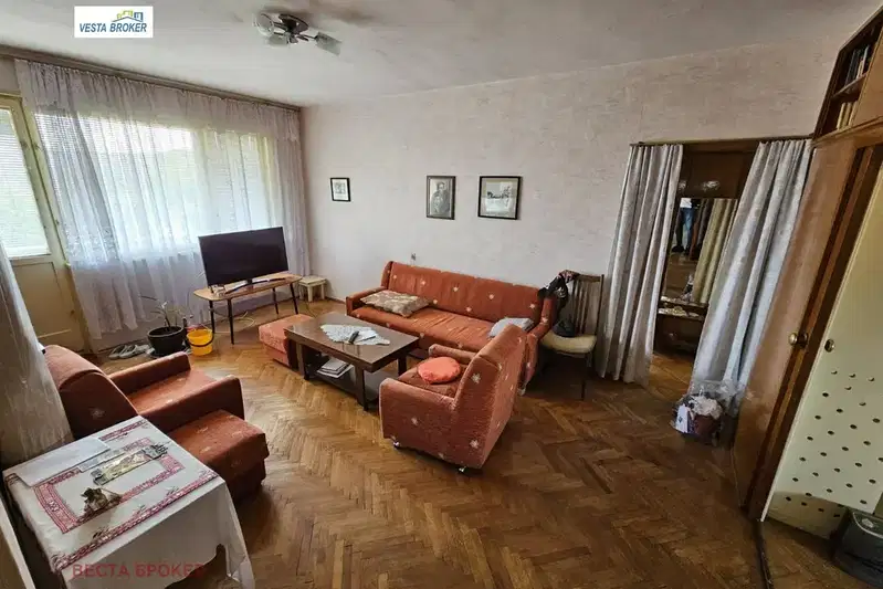 Многостаен апартамент в Кърджали, Център