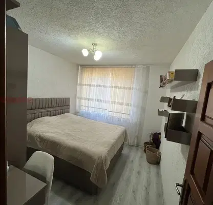Снимка 5 — Тристаен апартамент в Кърджали, Възрожденци