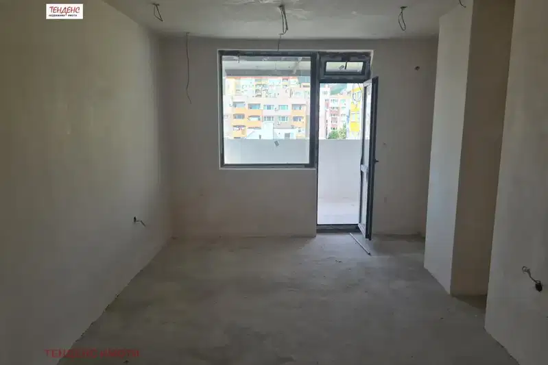 apartment in Kyrdjali, Vyzrojdenci