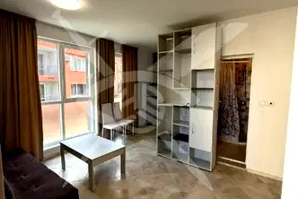 Едностаен апартамент в Бургас, Обзор