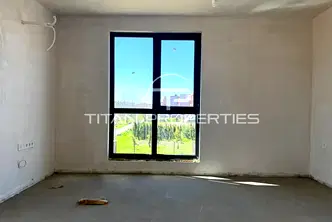 Двустаен апартамент в Беломорски, Пловдив с тераса