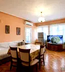 Тристаен апартамент с тераса в Център, Пловдив