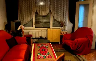 Тристаен апартамент с две тераси в Център, Пловдив