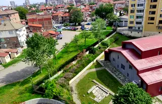 4-стаен апартамент с три тераси в Център, Пловдив