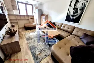 Апартамент 2-стаен в Център, Пловдив с паркинг