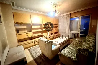 Тристаен апартамент с две тераси в Изгрев, Пловдив