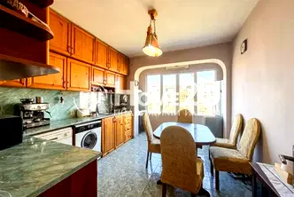 Четиристаен апартамент в Каменица 1, Пловдив с тераса