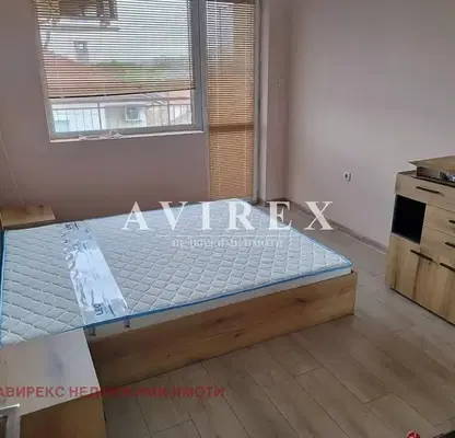Снимка 4 — Двустаен апартамент на 4-ти етаж в Пловдив, Коматевско шосе