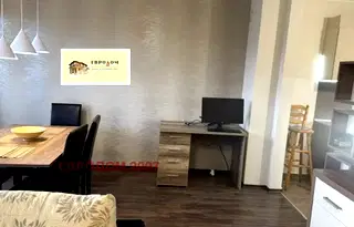 Просторен 2-стаен апартамент с южно изложение в Кършияка, Пловдив