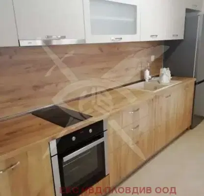 Снимка 3 — Двустаен апартамент с тераса в Кючук Париж, Пловдив