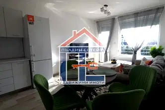 Апартамент с 3 стаи в Остромила, Пловдив с балкон
