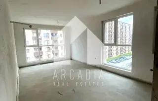 Тристаен апартамент с две тераси в Южен, Пловдив