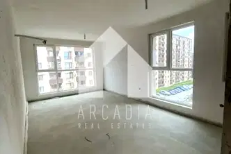 Тристаен апартамент с две тераси в Южен, Пловдив