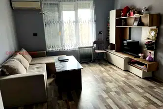 Двустаен апартамент в Русе, Алеи Възраждане
