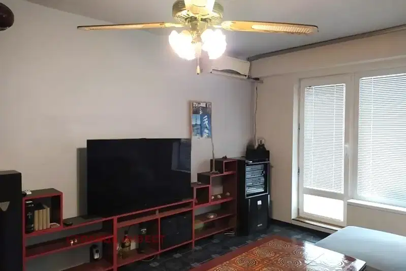 apartment in Ruse, Centralen Yujen Raion