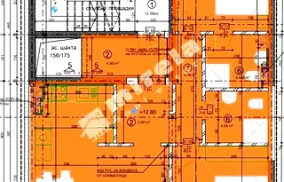 Тристаен апартамент в Банишора с паркомясто и асансьор