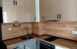 апартамент в София, Белите брези